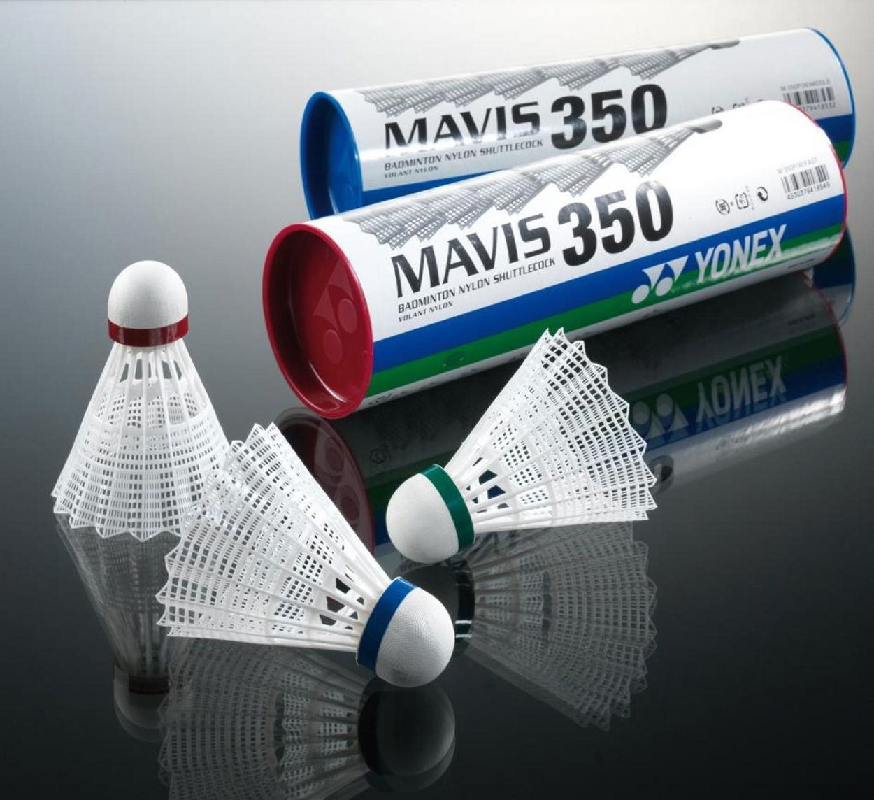 Badmintonový míč Yonex Mavis 350 bílé/střední