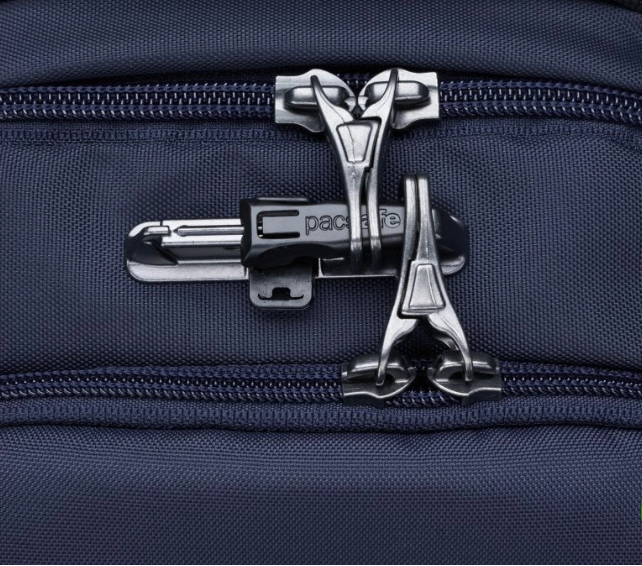 In the PACSAFE V ALL - AROUND BACKPACK 16 l you will find many safety features
