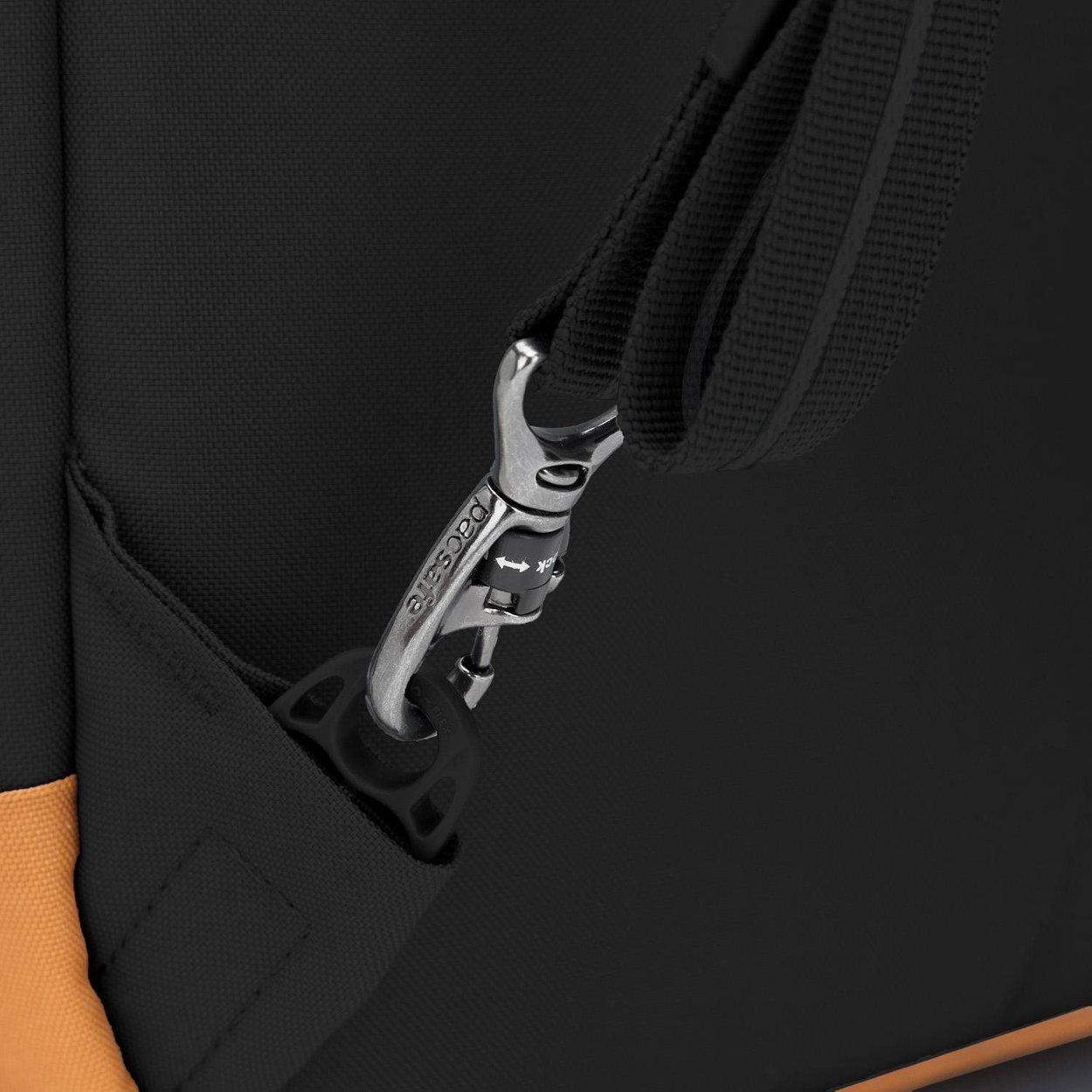 PACSAFE Go Backpack 25 l jet black