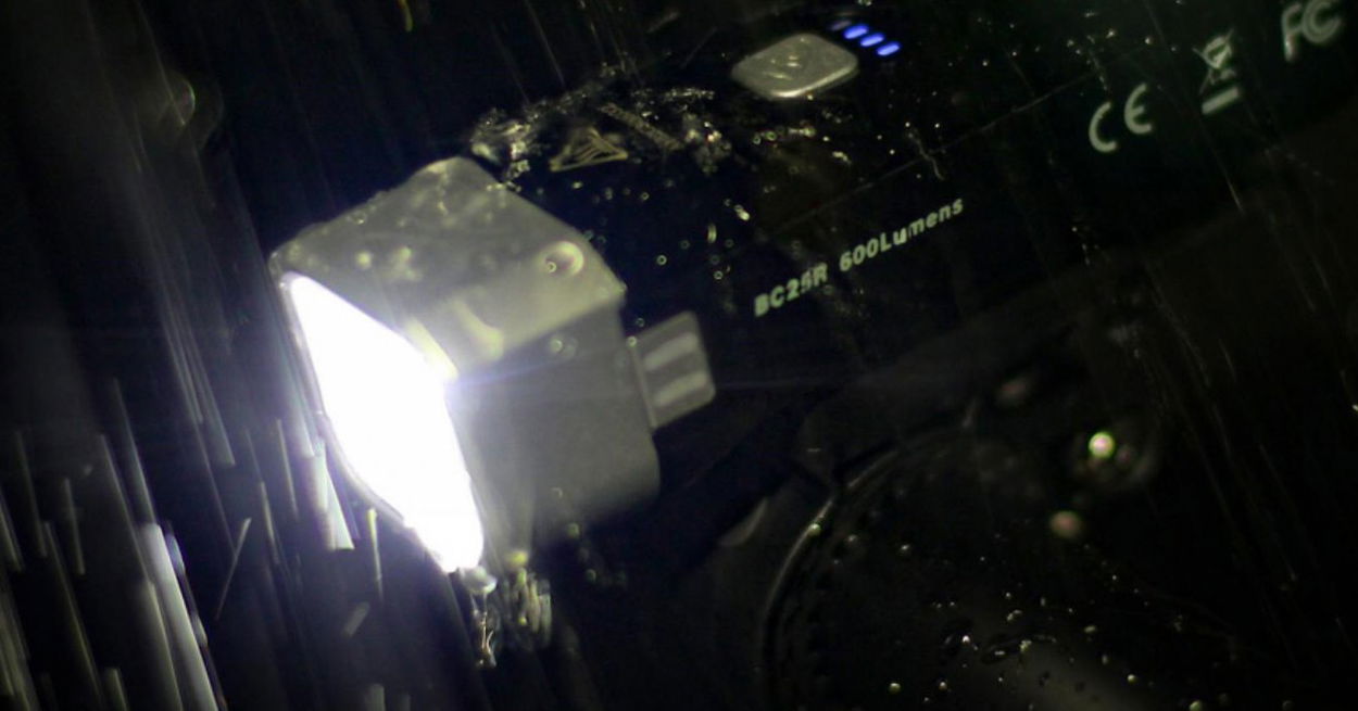 Světlo na kolo Fenix BC25R