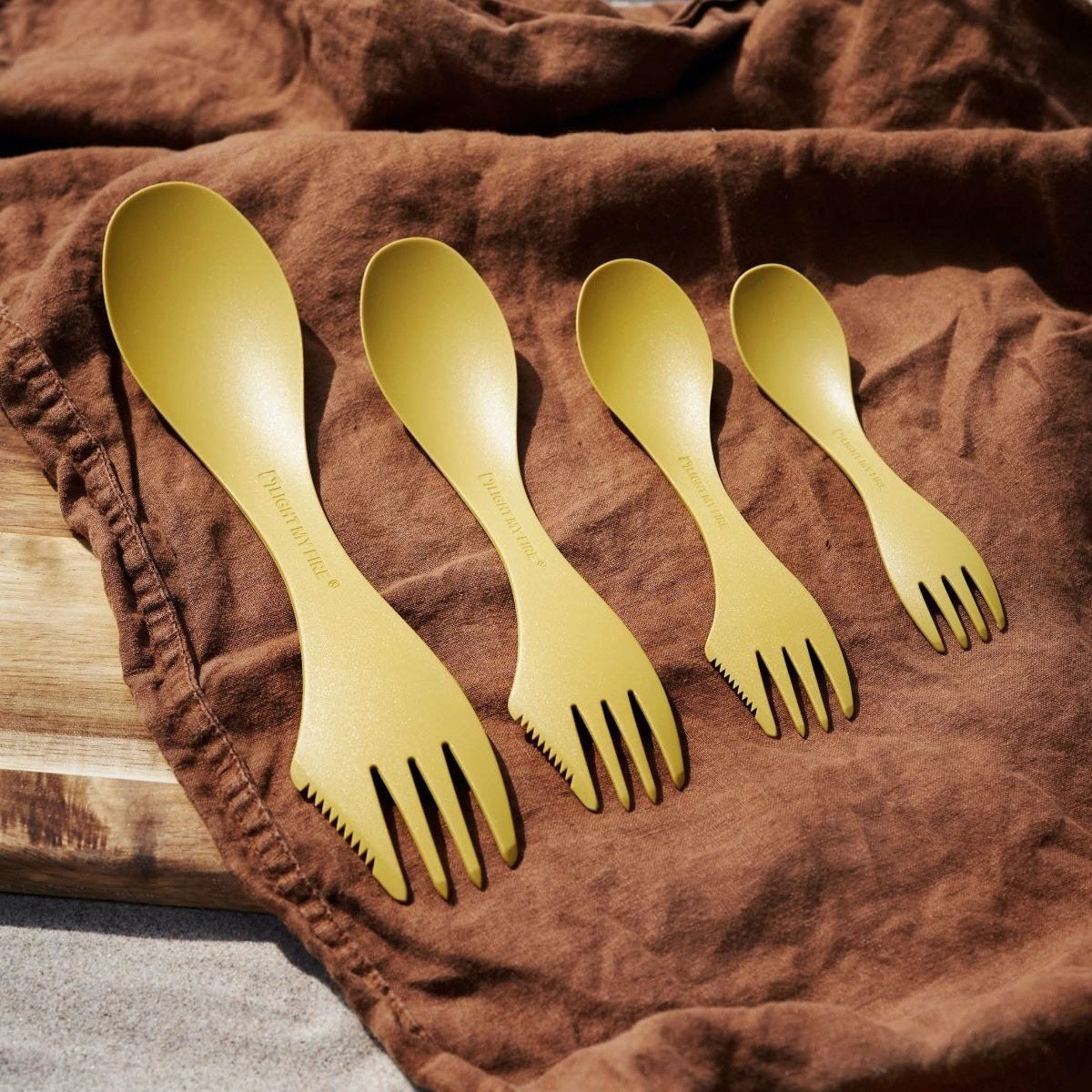 Příbor Light My Fire Spork medium 2-pack rustyorange/slatyblack