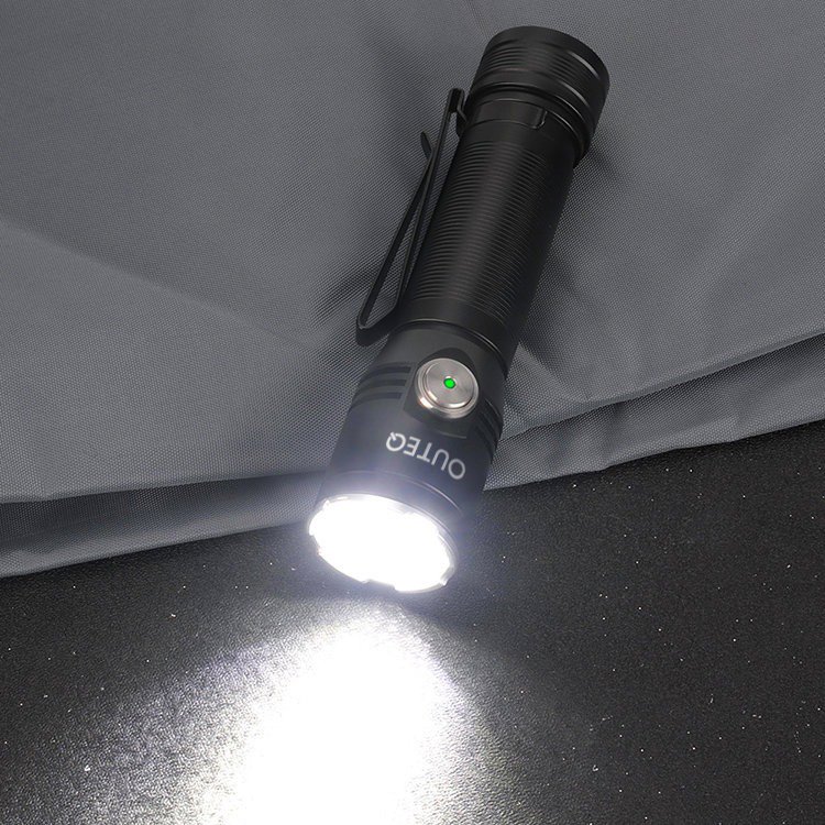 OUTEQ 2050lm IP67 Flashlight FL7