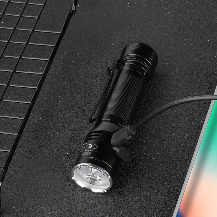 OUTEQ 2050lm IP67 Flashlight FL7