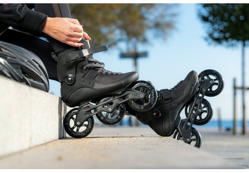 Roller skates Powerslide Swell Triple Black 110 Trinity size 43 EU
