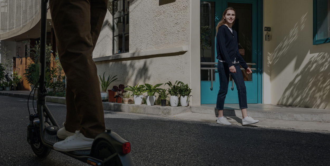 Ninebot eKickScooter F2 E II Powered by Segway