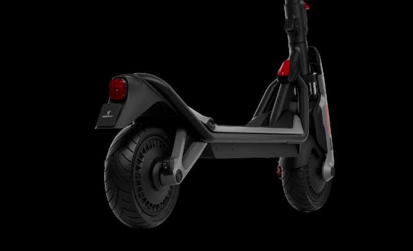 Elektrická koloběžka Segway SuperScooter GT3 Pro