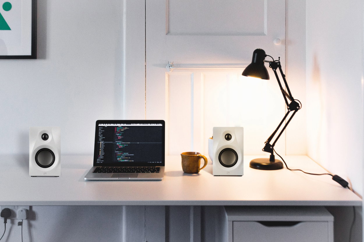 This equipment allows the speakers to be used as sound for a computer, TV, games console and mobile devices.