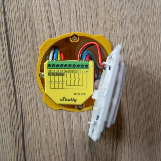 dimmer for Shelly Plus RGBW WiFi LED strips