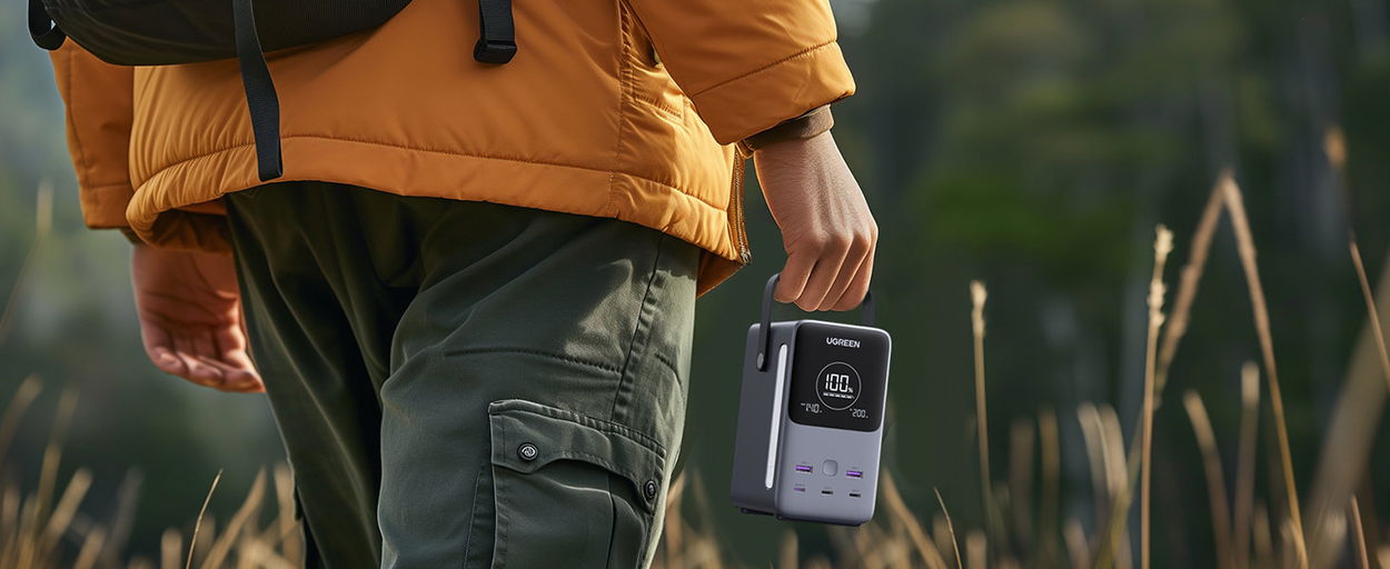 Powerbanka UGREEN 48000mAh 300W Fast Charging Power Bank