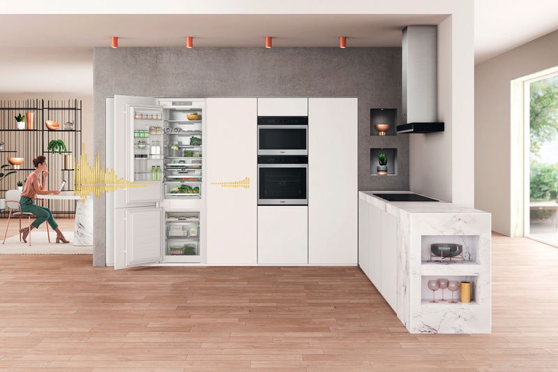 Vestavná lednice WHIRLPOOL WHC18 T132