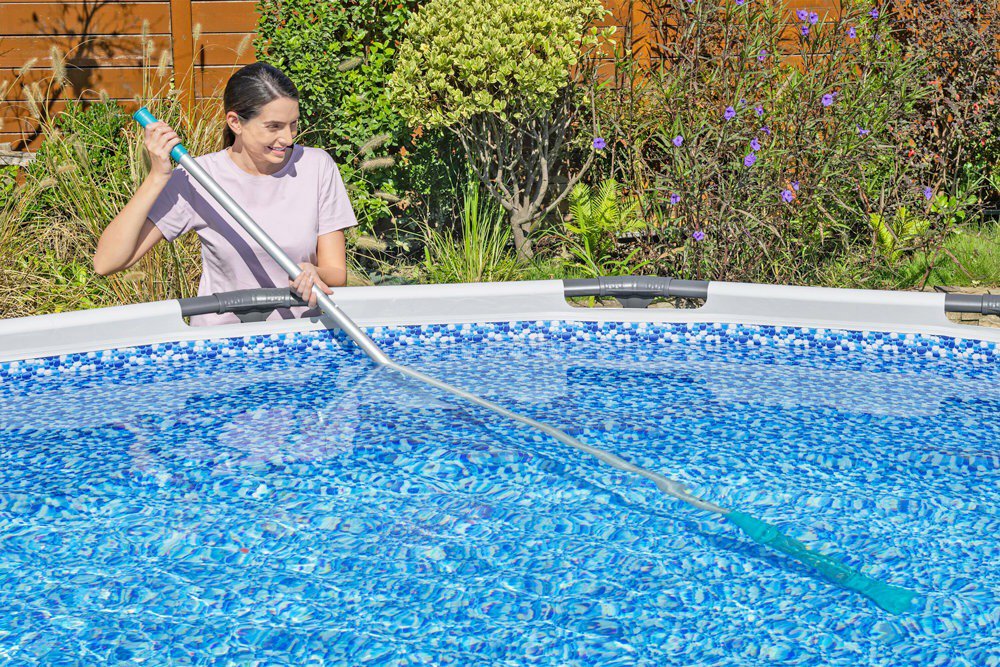 Bestway AquaSurge pool vacuum cleaner set 58831