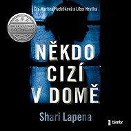 A stranger in the house - Shari Lapena