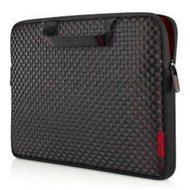 Belkin Netbook Merge Sleeve, černá/červená - Laptop Bag
