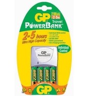 GP Power Bank Travel - univerzální nabíječka + 4 ks AA NiMH 2300mAh - -