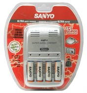 SANYO speciální rychlonabíječka (15min.) NiMH + 4 ks AA NiMH 2500mAh - Charger and Spare Batteries