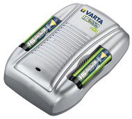 VARTA Rychlonabíječka ChargeGo 57055, IC3 (nabíjení 15min.), NiCd/NiMH, 2/2 + 2 Ks AA NiMH 2000mAh - Charger and Spare Batteries
