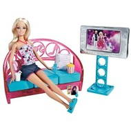 Barbie v obýváku - Doll