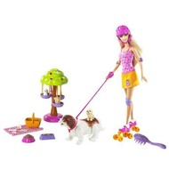 Barbie s pejskem v parku - Doll