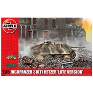 Classic Kit tank A1353 - JagdPanzer 38 tonne Hetzer "Late Version" - Plastic Model