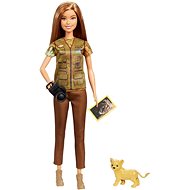Barbie Occupation National Geographic Photojournalist (with Lion Cub) - Doll