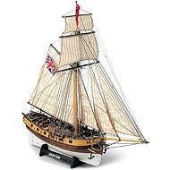 Mamoli Hunter cutter 1:72 kit - Wooden Model