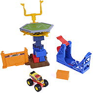 Monster Jam Sada s trampolínou a opravovacím autem 1:64 - Game Set