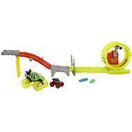 Hot Wheels Monster Trucks Power Smashers Massive Destruction, 2 trucks and 2 crushed cars - Slot Car Track