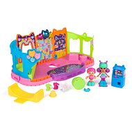 Gaby's Magic House Roller Skates - Figure and Accessory Set