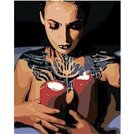 Malen nach Zahlen - Frau mit Tattoos und Kerzen, 80x100 cm, Spannleinwand auf Rahmen - Malen nach Zahlen
