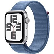 Apple Watch SE 44 mm Strieborný hliník s ľadovo modrým prevliekacím športovým remienkom - Smart hodinky