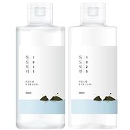 ROUND LAB 1025 Dokdo Toner 200 ml + Dokdo Lotion 200 ml - Cosmetic Gift Set