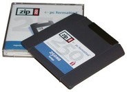 IOMEGA/FUJIFILM ZIP médium 250MB - -