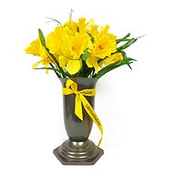 Vase with a bouquet of daffodils 40 x 25 cm - Decoration