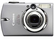 Canon Digital IXUS 700 kompakt 7.1 mil. pixelu  - Digital Camera