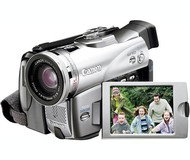 Canon DM-MVX20i, CCD 2.23 Mpx, 12x opt./ 240x dig. zoom, DO, SD/MMC, DV in/out, AV in/out - -