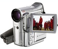 Canon DM-MVX30i, CCD 2.23 Mpx, 10x opt./ 200x dig. zoom, DO, SD/MMC, DV in/out, AV in/out - -