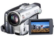 Canon DM-MVX45i, CCD 2.23 Mpx, 14x opt./ 280x dig. zoom, DO, SD/MMC, DV in/out, AV out - -