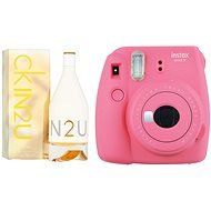Fujifilm Instax Mini 9 ružový + CALVIN KLEIN IN2U EdT 150 ml - Instantný fotoaparát