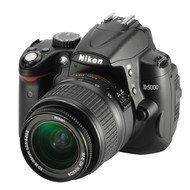 NIKON D5000 + Objektiv 18-55mm AF-S DV VR + 55-200 AF-S VR - Digitale Spiegelreflexkamera