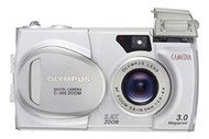 Olympus C-300 Zoom, kompaktní, 3,34 mil. bodů, zoom 2,8x - -