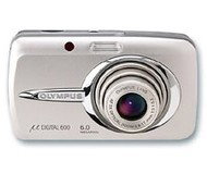 Olympus [mju:] 600 Digital arktická stříbrná (arctic silver), CCD 6 Mpx, 3x zoom, 2.5" LCD, Li-Ion,  - Digital Camera