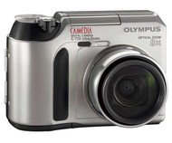 Olympus C-720 ULTRA Zoom + Starter Kit - 