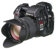 Olympus E-10, profesionální jednooká zrcadlovka, 4,0 mil. Bodů - 