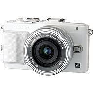 Olympus PEN E-PL6 + 14-42-mm-Objektiv EZ weiß / silber + 8 GB FlashAir SD-Karte - Digitalkamera