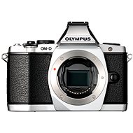  Olympus E-M5 BODY silver  - Digital Camera