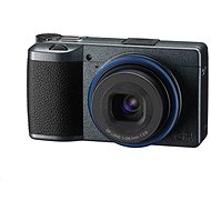 Ricoh GRIIIx Urban Edition + GC 11 - Digital Camera