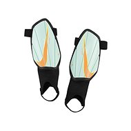 Nike Charge Junior, sizing. L - Football Shin Guards