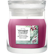 YANKEE CANDLE Signature Sparkling Winterberry 110g - Candle
