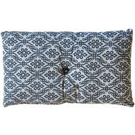 TEXTILOMANIE White sofa cushion Rune 30 × 50 cm - Pillow Seat