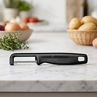 VICTORINOX Iota scraper with serrated blade black - Potato Peeler